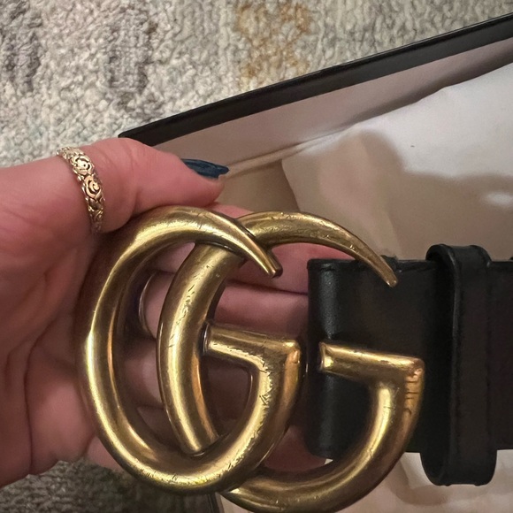 Thick real Gucci belt - Picture 3 of 6